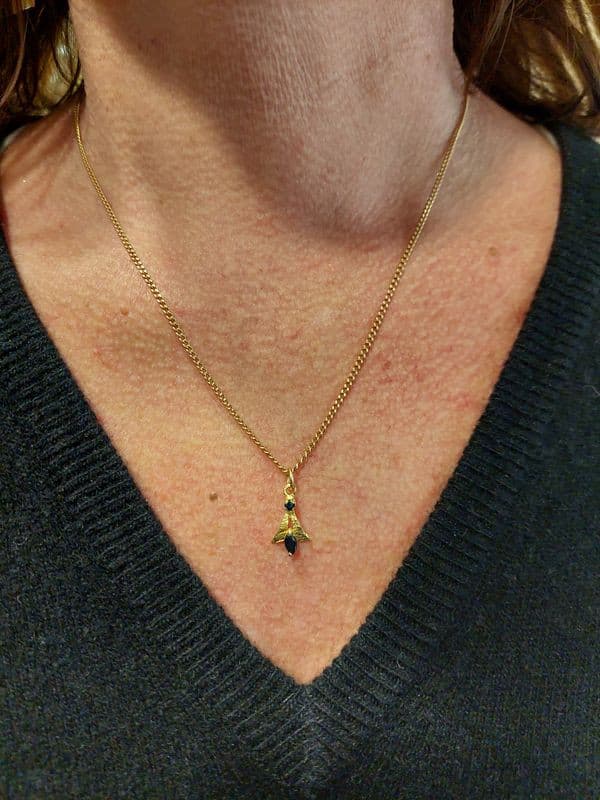 PENDENTIF SAPHIRS — vue 2