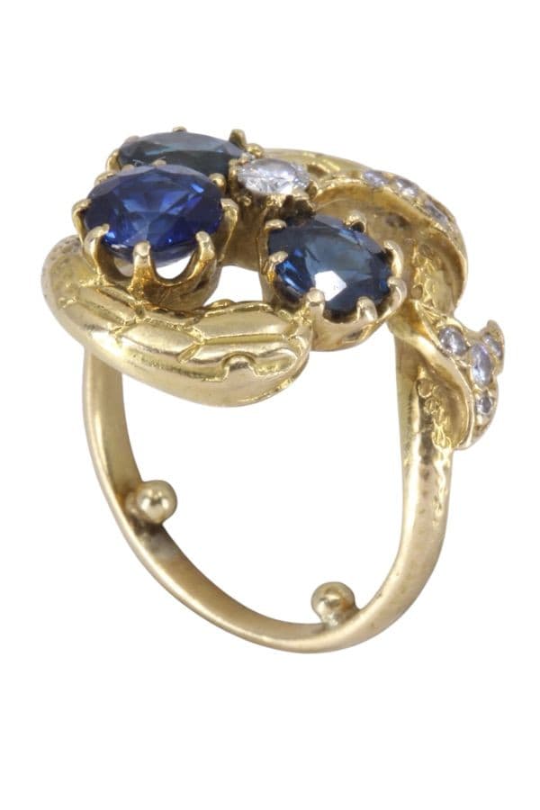 BAGUE SERPENTS SAPHIRS ET DIAMANTS — vue 3