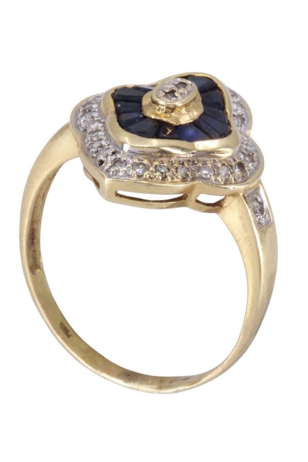 BAGUE MODERNE SAPHIRS ET DIAMANTS — vue 4
