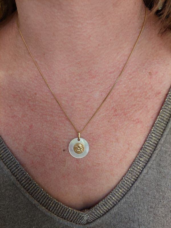 MÉDAILLE ANGE NACRE — vue 2