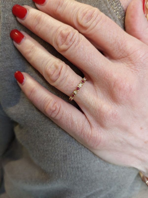 DEMI-ALLIANCE RUBIS ET DIAMANTS — vue 2