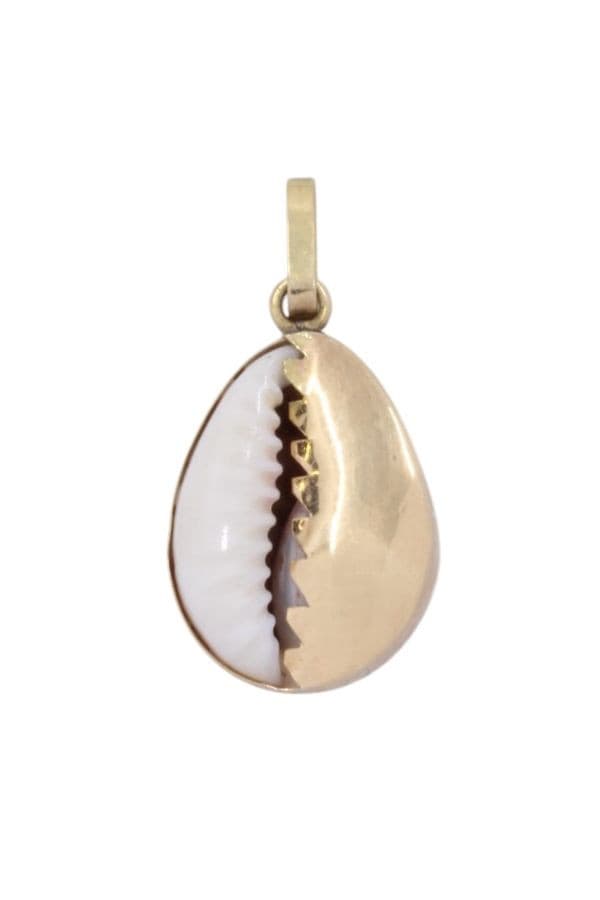PENDENTIF COQUILLAGE — vue 1