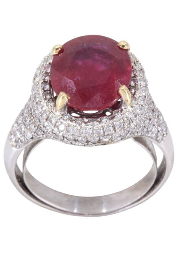 BAGUE RUBIS ET DIAMANTS