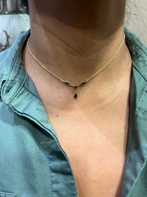 COLLIER SAPHIRS MODERNE — vue 2
