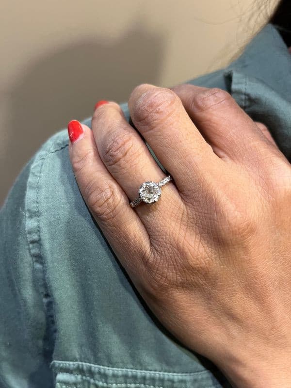 SOLITAIRE ANCIEN 1.04 CARAT — vue 2