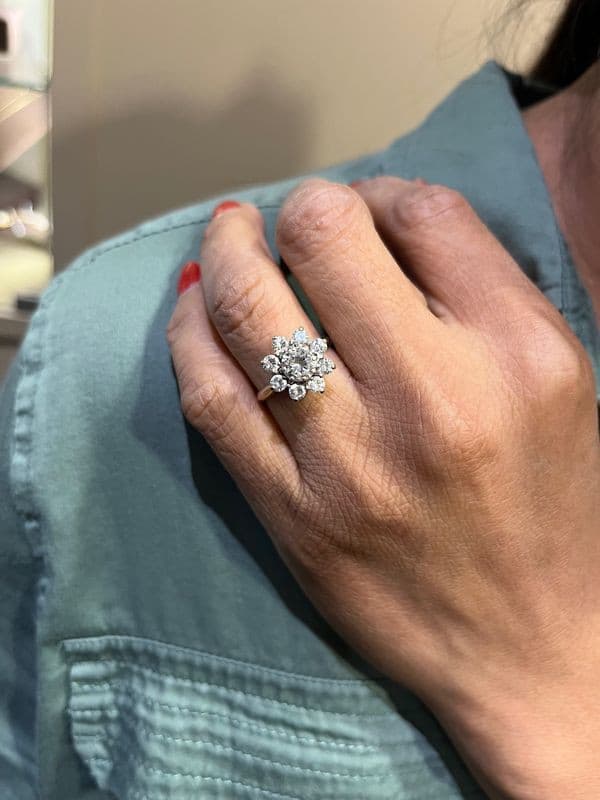 BAGUE FLEUR DIAMANTS — vue 2
