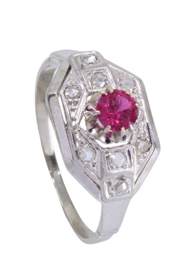 BAGUE ART-DÉCO RUBIS ET DIAMANTS — vue 5