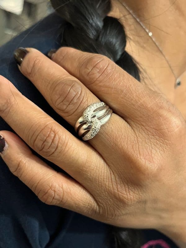 BAGUE MODERNE DIAMANTS — vue 2