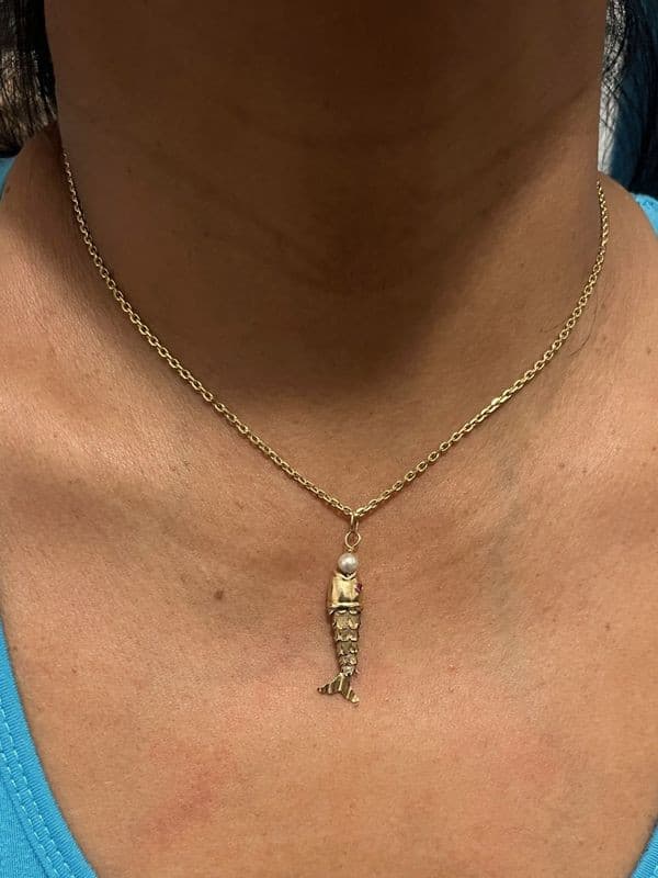 PENDENTIF POISSON ARTICULÉ — vue 2