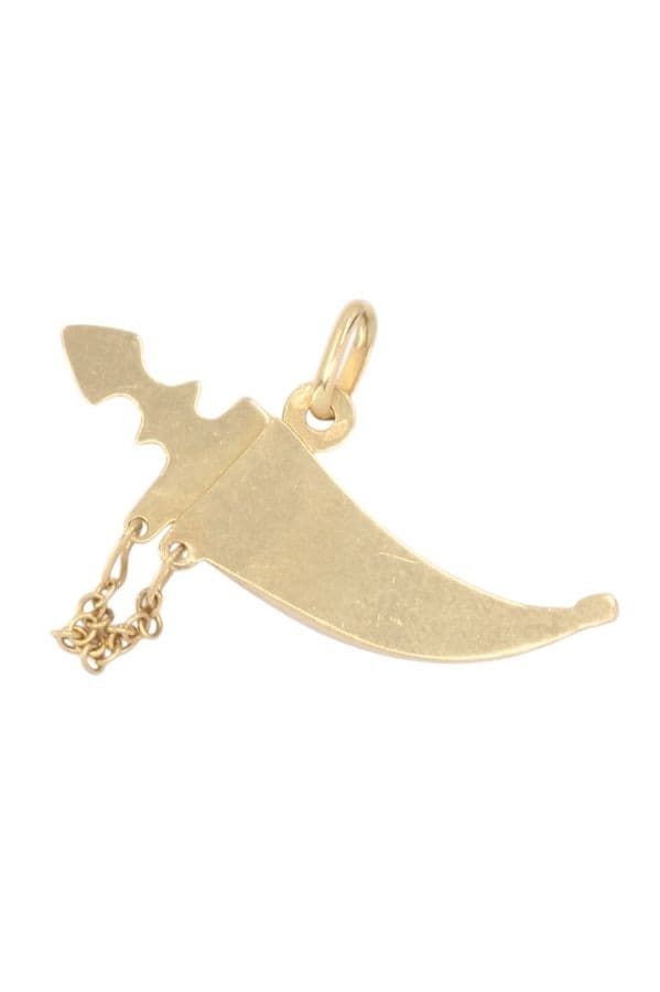 PENDENTIF SABRE — vue 3