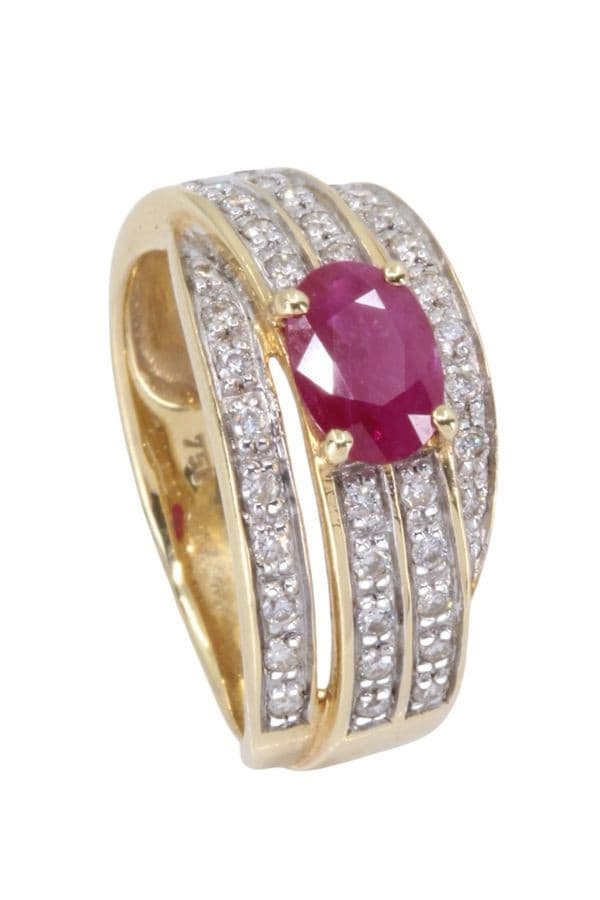 BAGUE MODERNE RUBIS ET DIAMANTS — vue 5