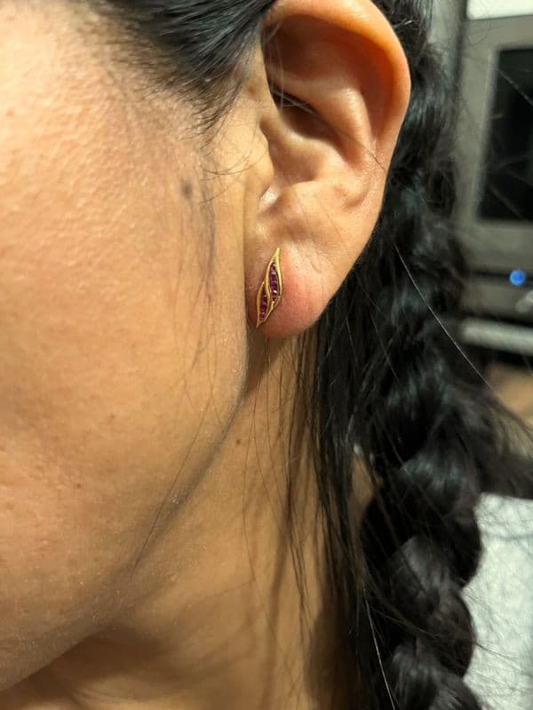 BOUCLES D'OREILLES RUBIS — vue 2