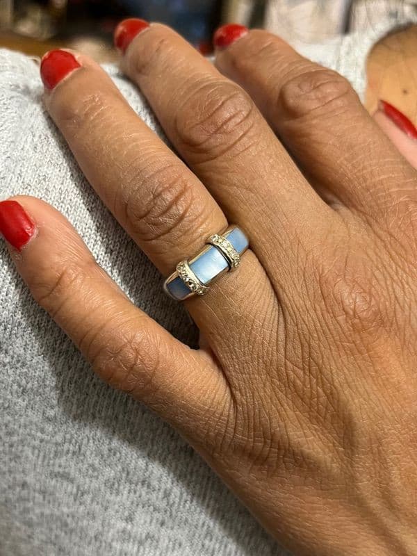 BAGUE  NACRE ET DIAMANTS — vue 2