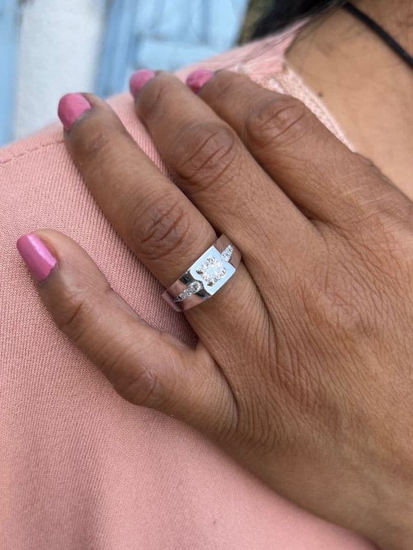 BAGUE PLATINE ET DIAMANTS — vue 2
