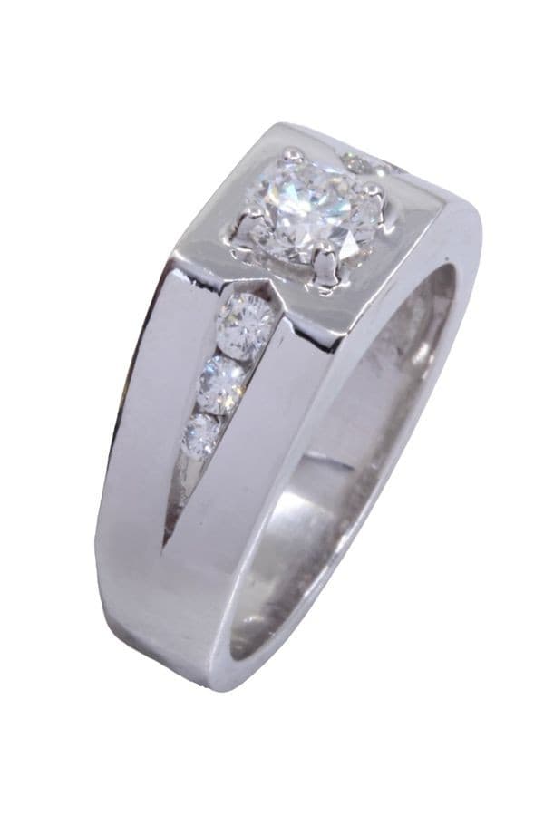 BAGUE PLATINE ET DIAMANTS — vue 3