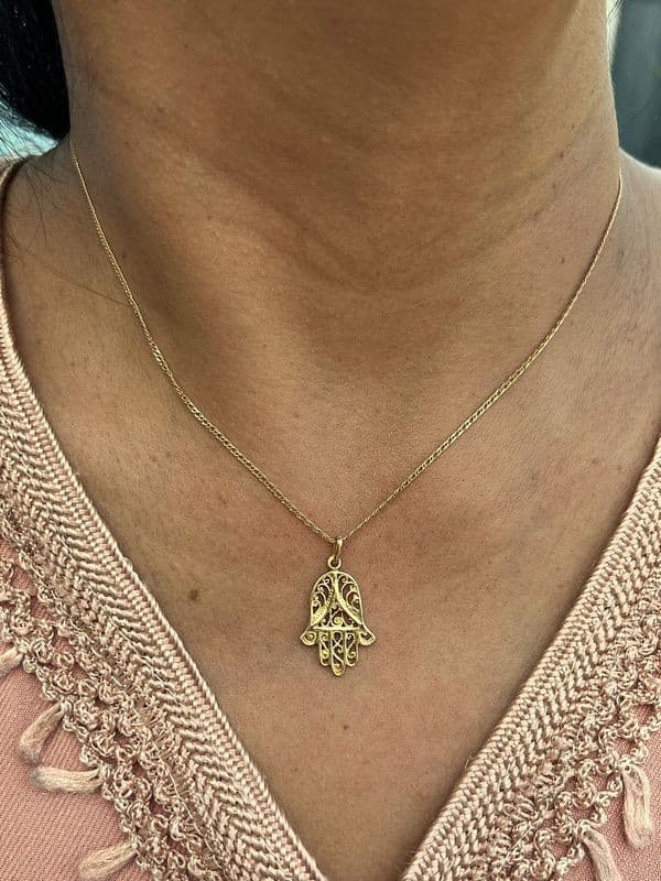 PENDENTIF MAIN DE FATMA — vue 2