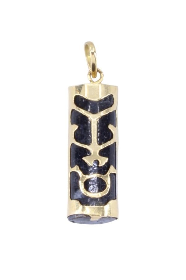 PENDENTIF TIKI — vue 1