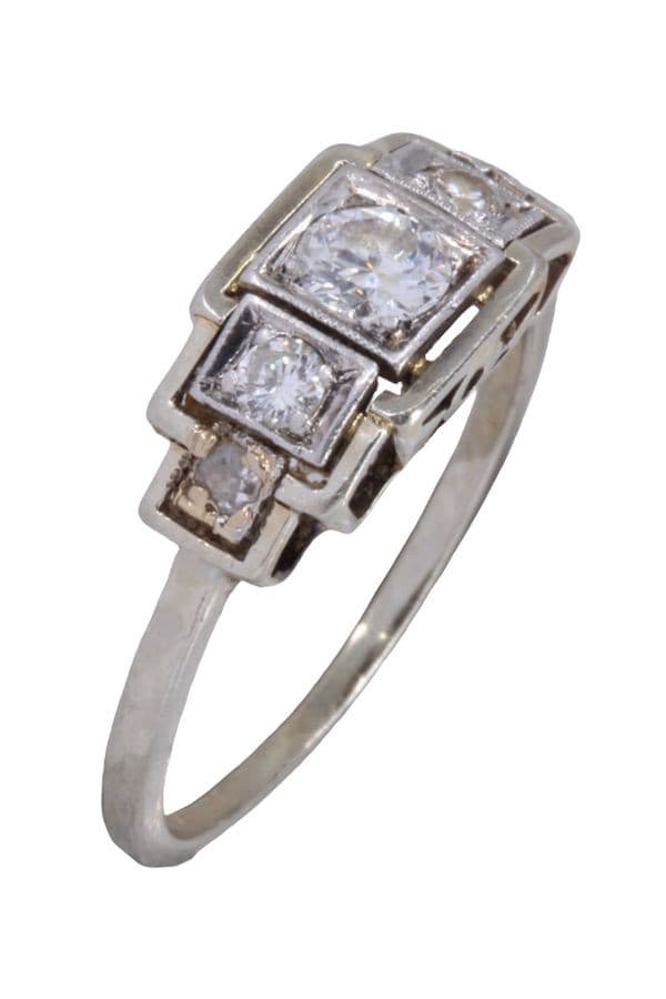 BAGUE JARRETIÈRE ART-DÉCO DIAMANTS — vue 3