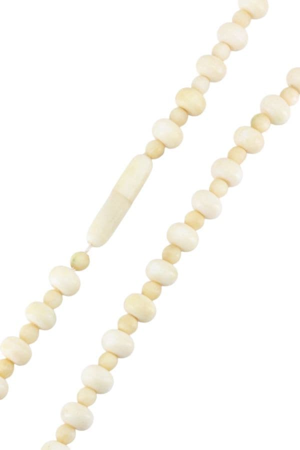 COLLIER EN IVOIRE ANCIEN — vue 2