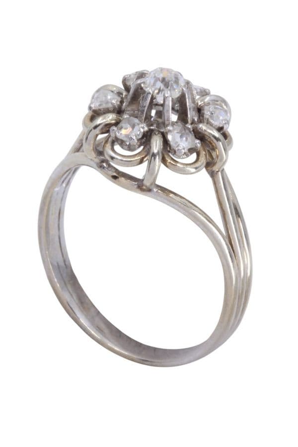BAGUE FLEUR DIAMANTS ANNÉES 50' — vue 4