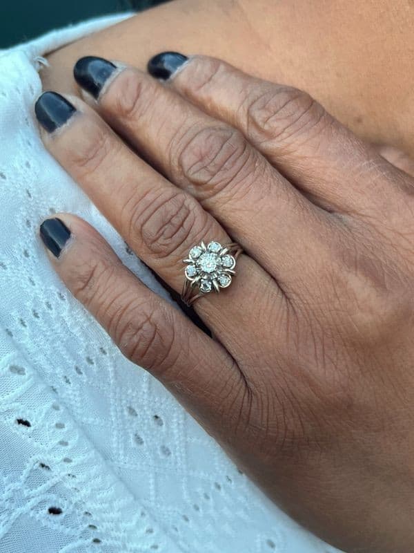 BAGUE FLEUR DIAMANTS ANNÉES 50' — vue 2