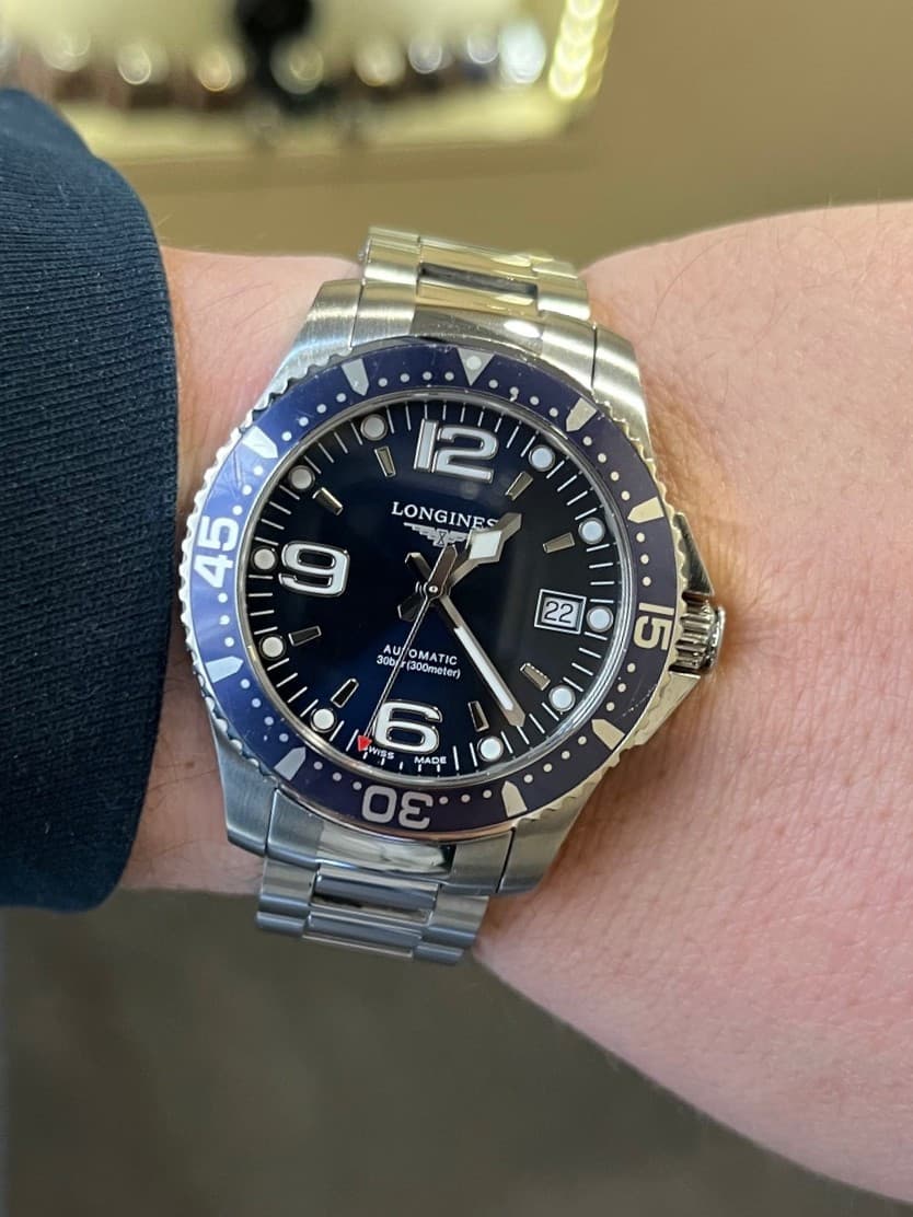LONGINES HYDROCONQUEST — vue 2