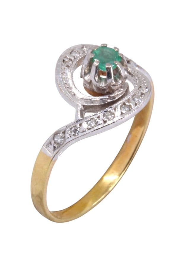 BAGUE TOURBILLON ÉMERAUDE ET DIAMANTS — vue 3