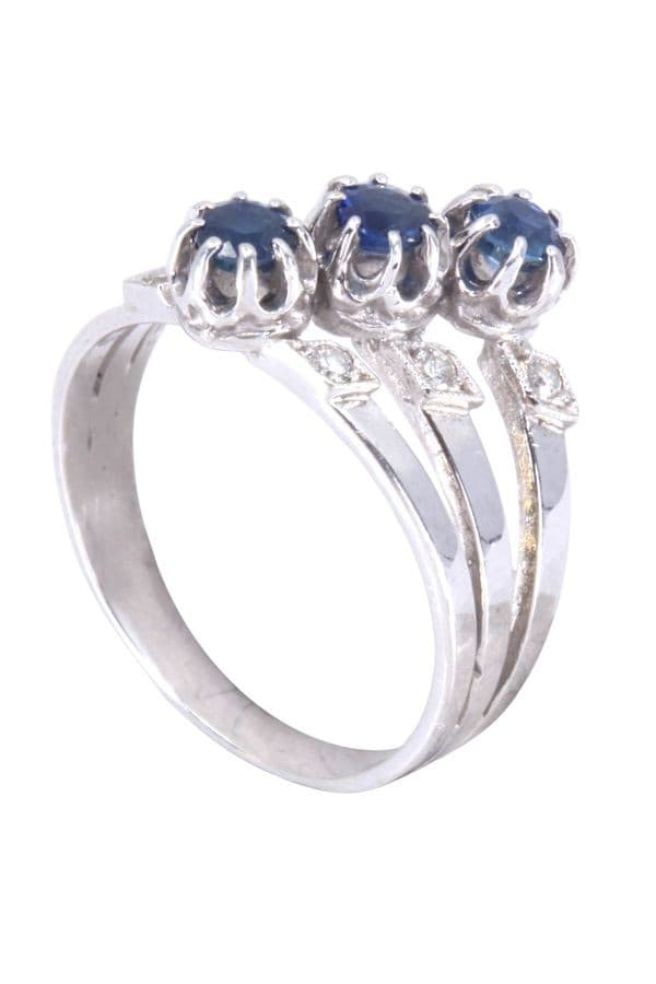 BAGUE MODERNE SAPHIRS ET DIAMANTS — vue 4