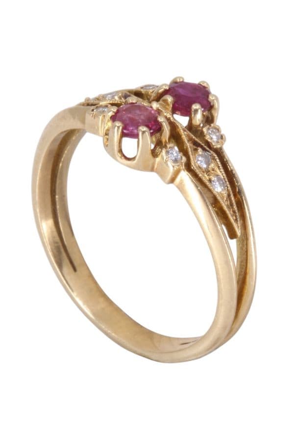 BAGUE  RUBIS ET DIAMANTS — vue 4