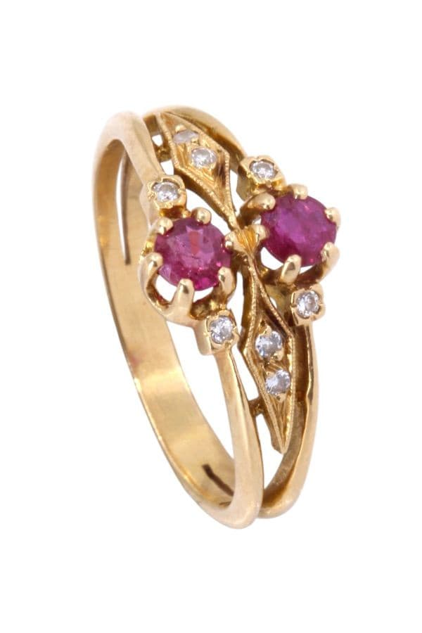 BAGUE  RUBIS ET DIAMANTS — vue 5