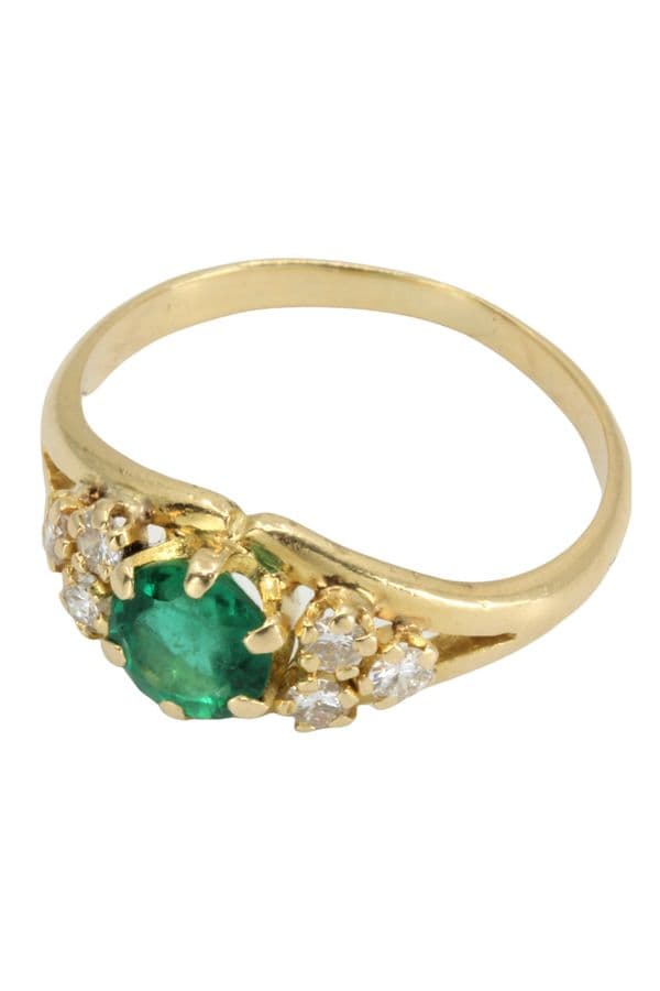 BAGUE ÉMERAUDE ET DIAMANTS — vue 2