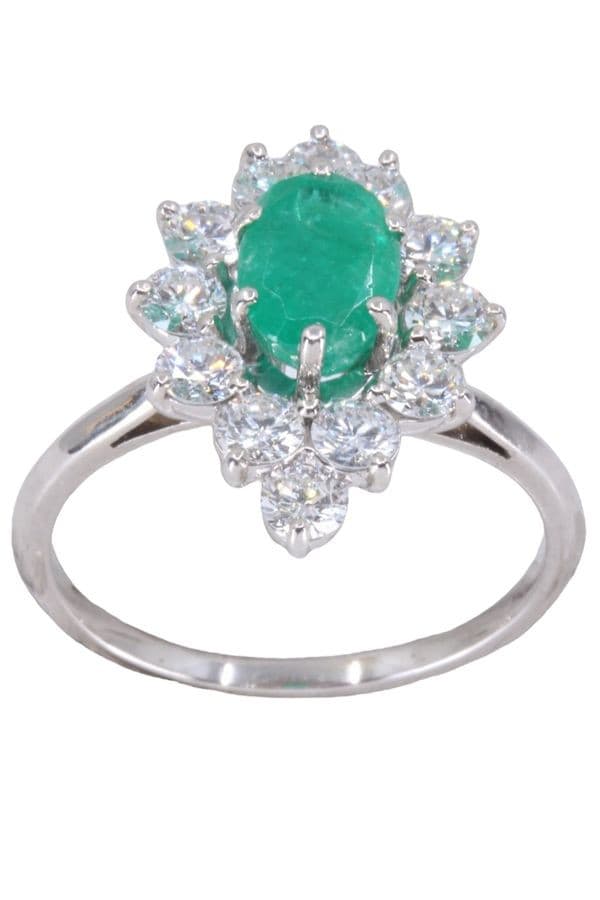 BAGUE MARQUISE ÉMERAUDE ET DIAMANTS — vue 1