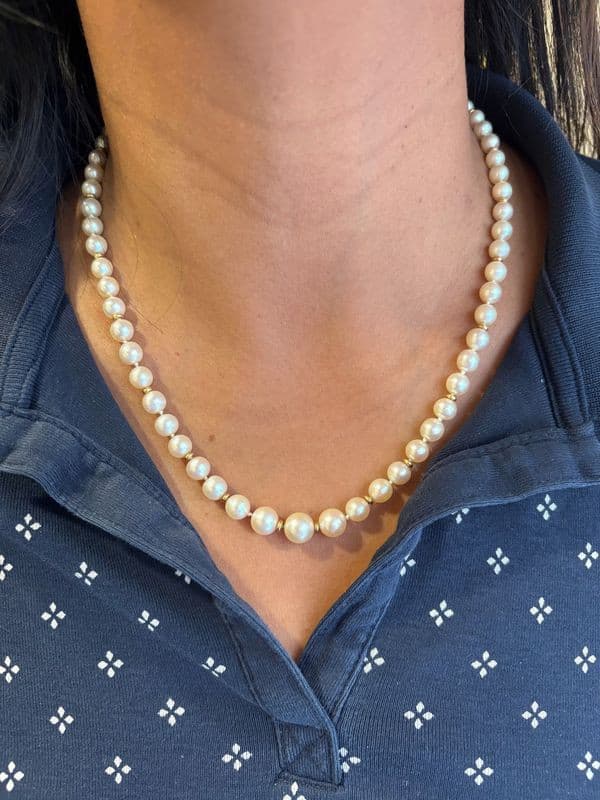 COLLIER DE PERLES — vue 2
