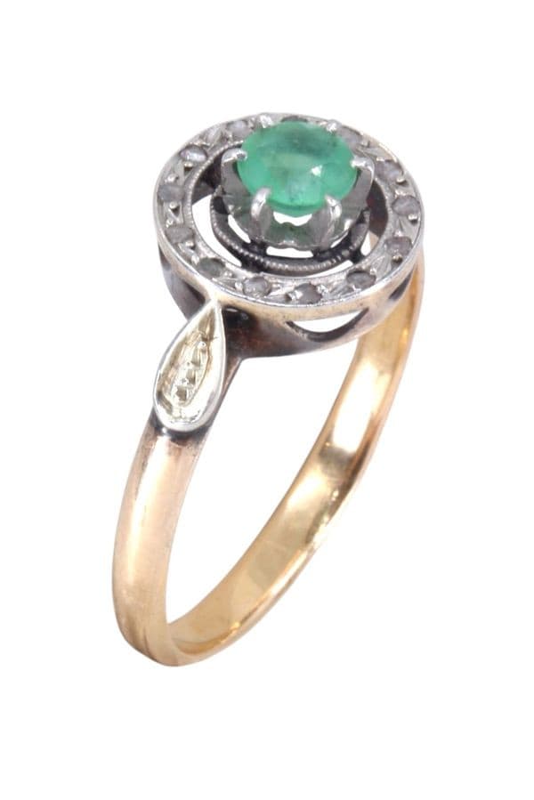 BAGUE ÉMERAUDE ET DIAMANTS — vue 4