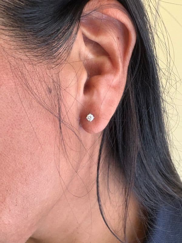 CLOUS DIAMANTS MODERNE — vue 2