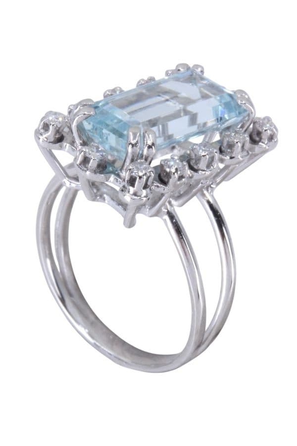 BAGUE MODERNE AIGUE-MARINE ET DIAMANTS — vue 5