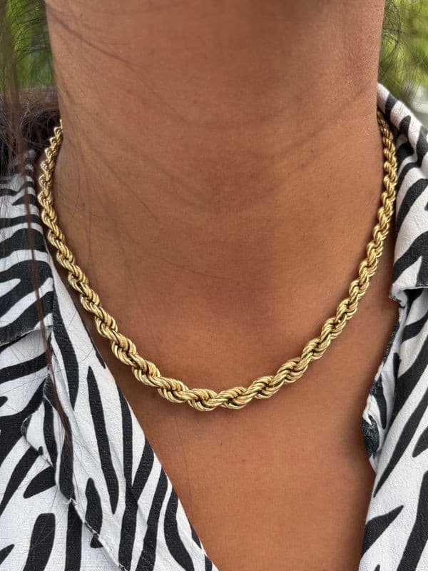 COLLIER ANCIEN MAILLE TORSADEE — vue 2