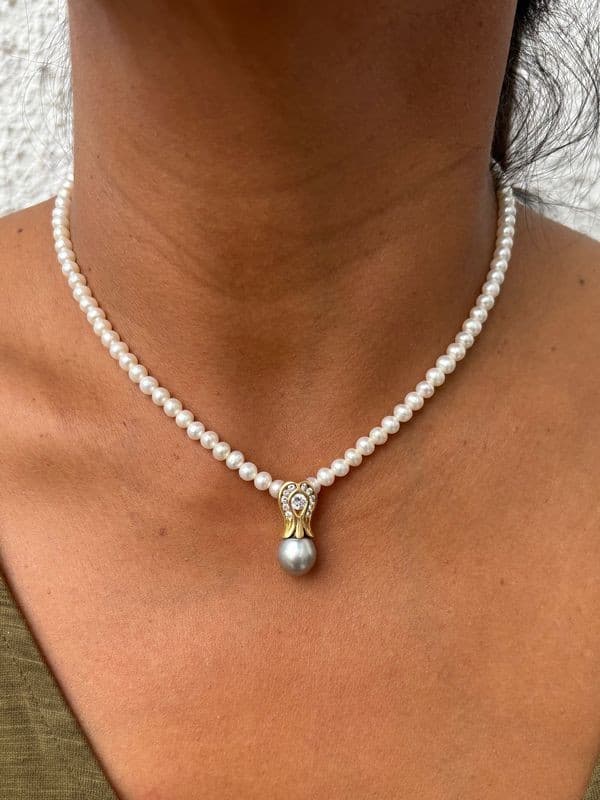 PENDENTIF POUR COLLIER DE PERLE — vue 2