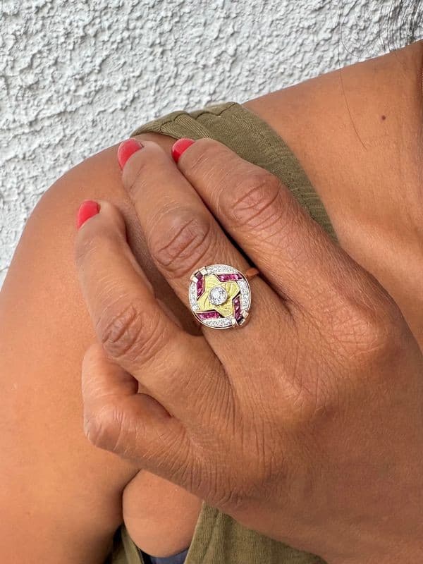 BAGUE RUBIS ET DIAMANTS — vue 2