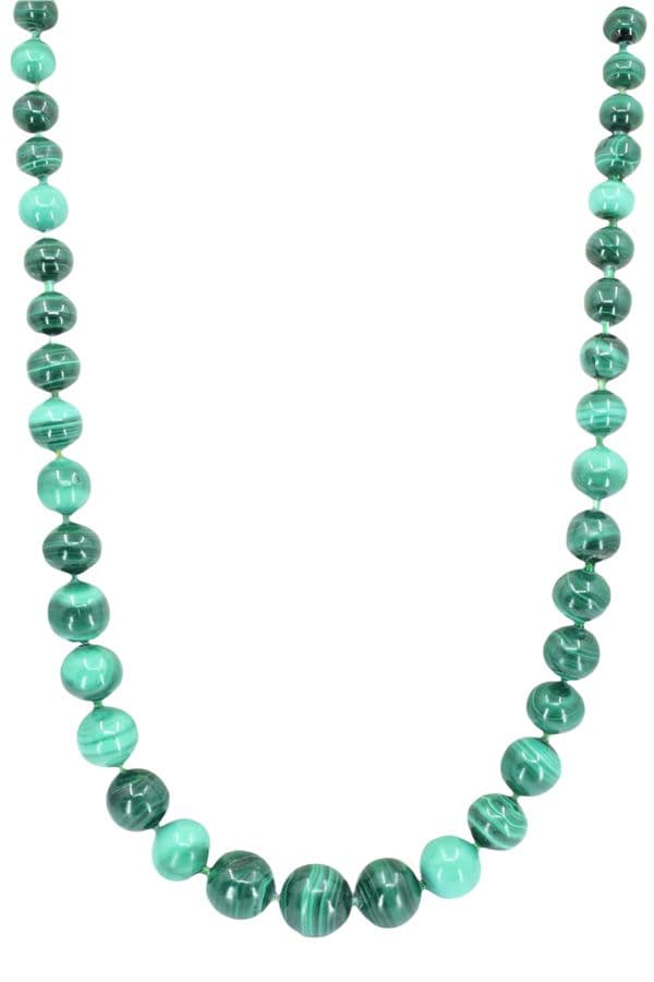 COLLIER MALACHITE EN CHUTE — vue 1