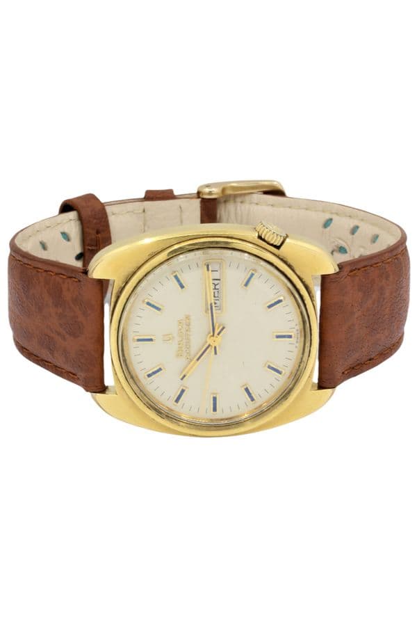 BULOVA ACCUTRON DAY-DATE — vue 5