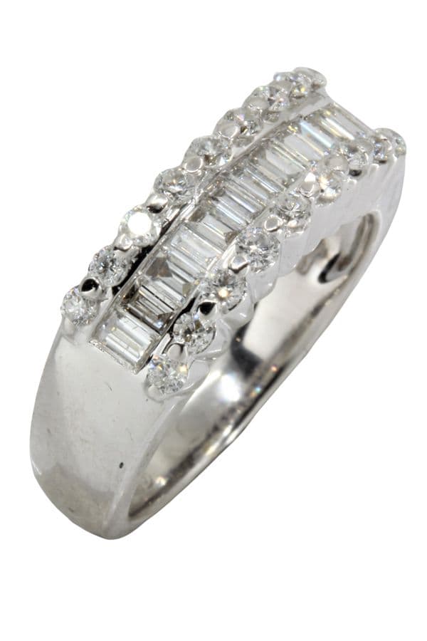 BAGUE MODERNE PAVAGE DIAMANTS — vue 5