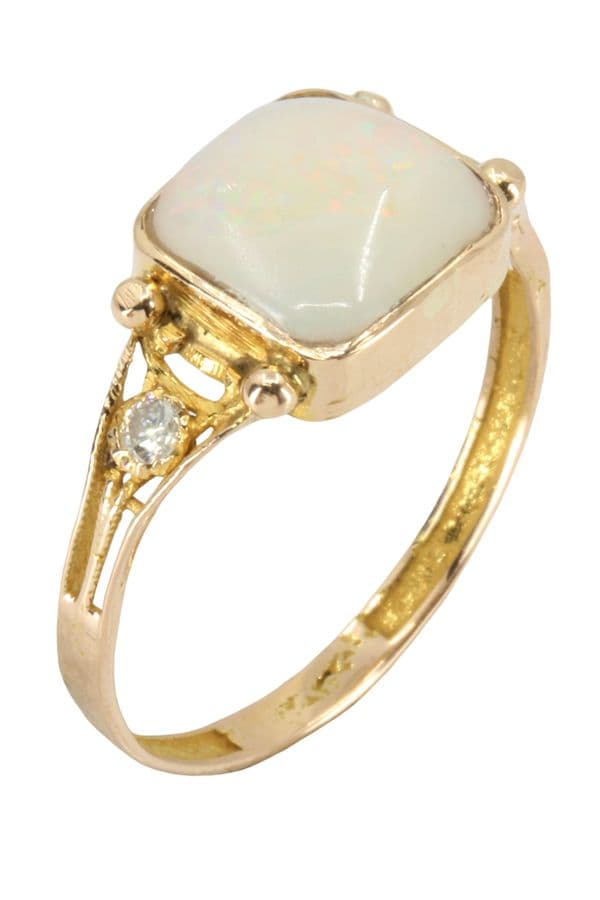 BAGUE ANCIENNE OPALE ET DIAMANTS — vue 4