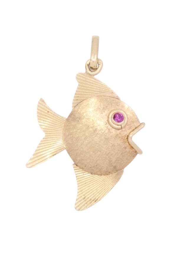 PENDENTIF POISSON — vue 3