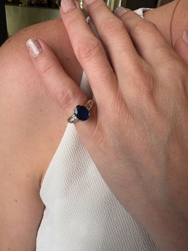 BAGUE SAPHIR ET DIAMANTS — vue 2