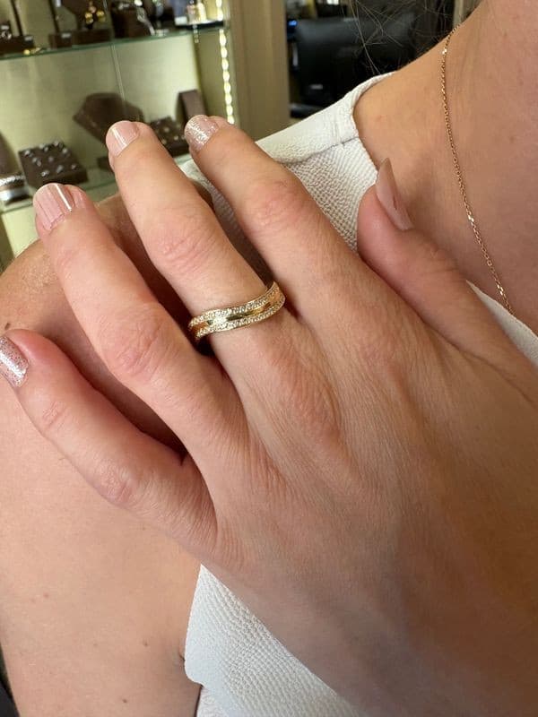 BAGUE MODERNE DIAMANTS — vue 2
