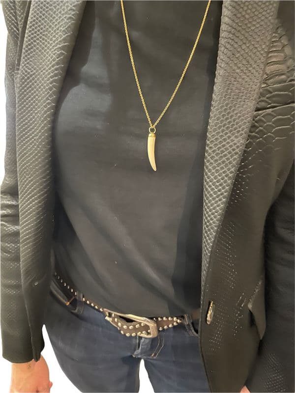 PENDENTIF EN IVOIRE — vue 2