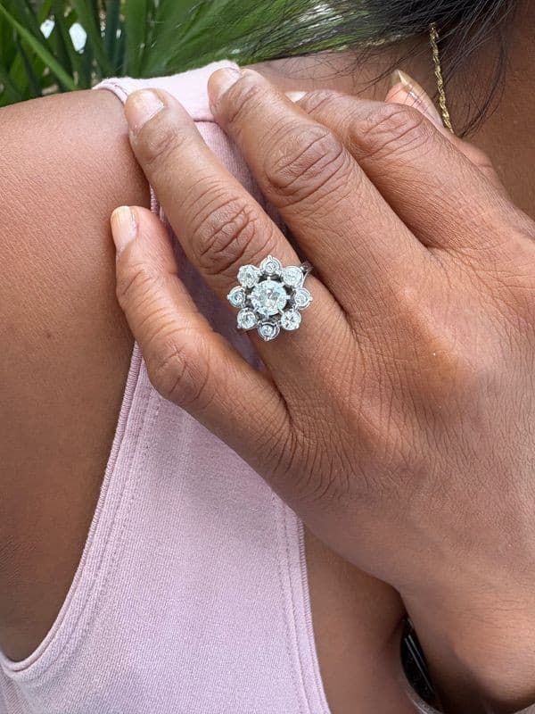 BAGUE MARGUERITE DIAMANTS — vue 2