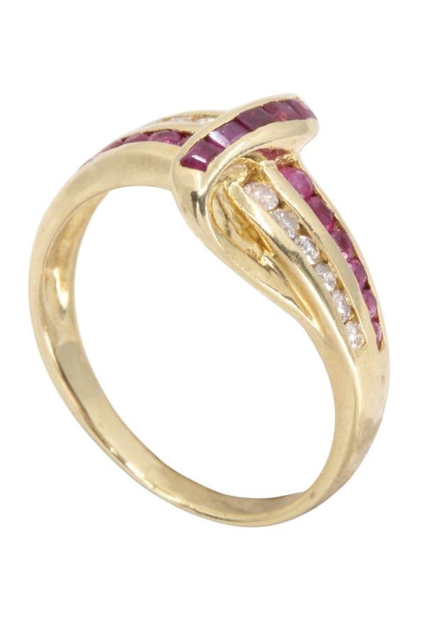 BAGUE RUBIS ET DIAMANTS — vue 4
