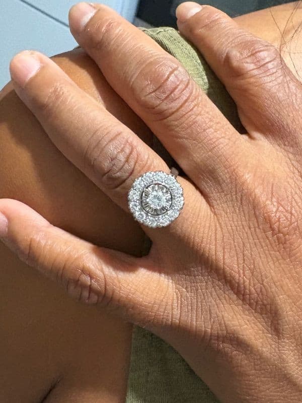 BAGUE MARGUERITE DIAMANTS — vue 2
